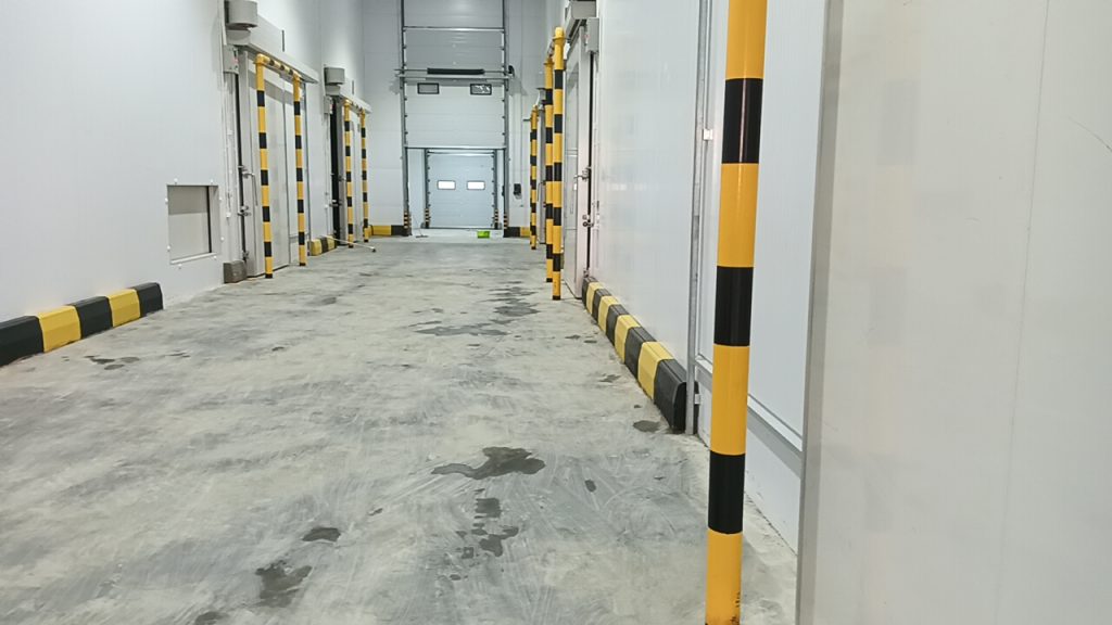 Предбанник холодильного склада