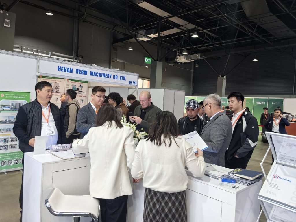 Консультация клиентов по холодильным складам