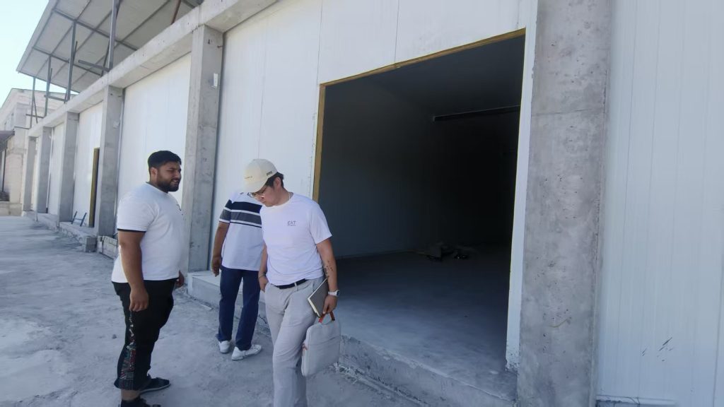 Строительная площадка холодильного склада